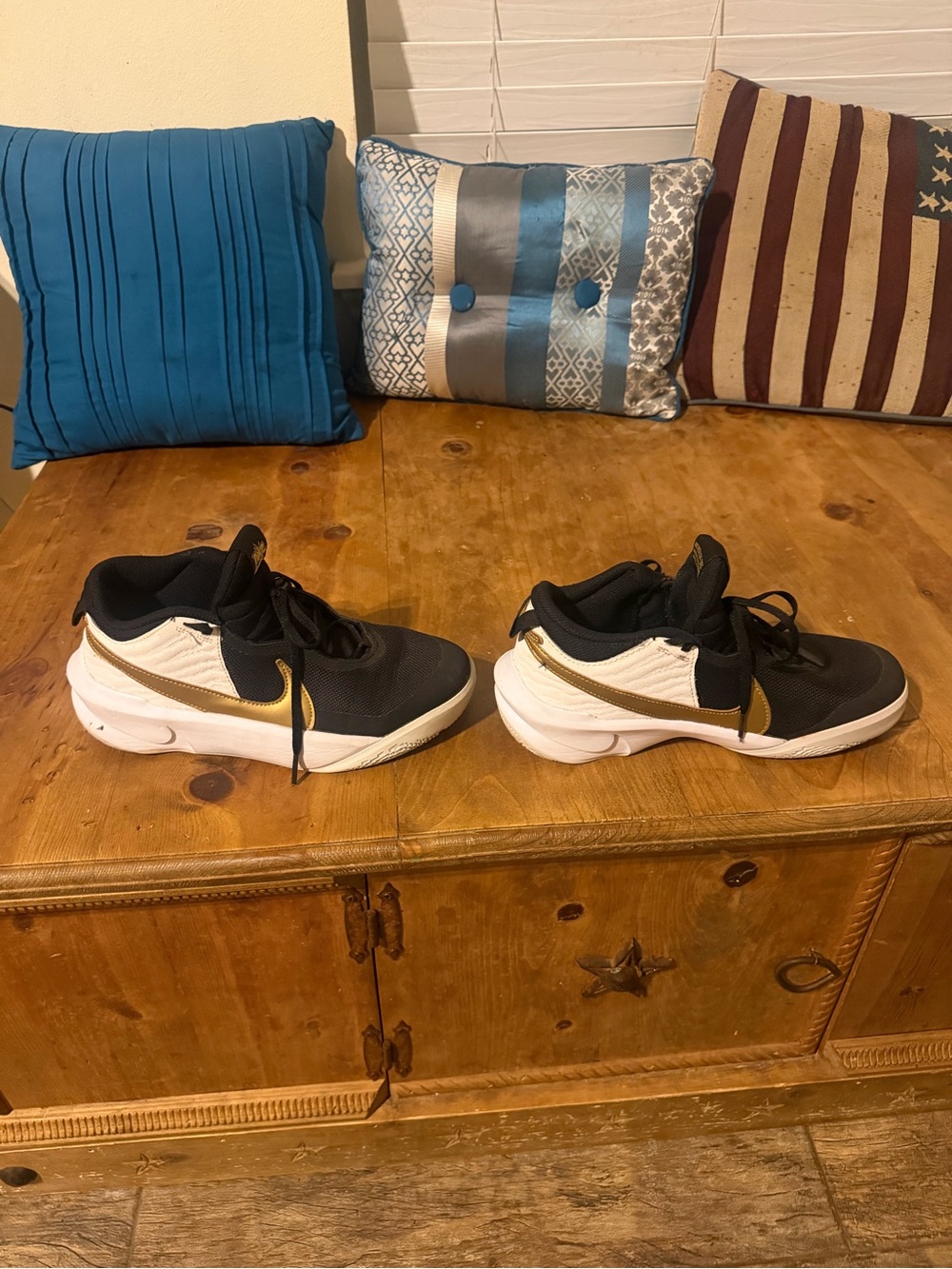 Nike Black White Gold Low-Top Sneakers